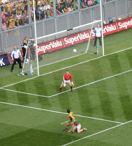 Action from the All-Ireland Senior Football Championship final between Donegal and Mayo.