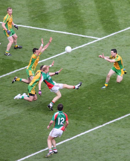 Action from the All-Ireland Senior Football Championship final between Donegal and Mayo.