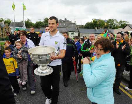 Ballyshannon welcomes Sam.