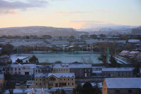 Aodh Ruadh under white.