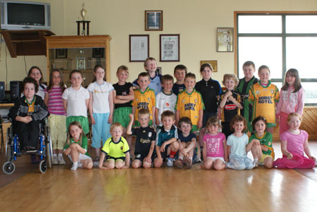 Some of the kids who took part in the 2009 Aodh Ruadh summer camp.