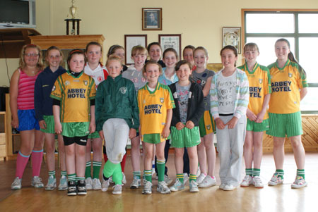 Some of the kids who took part in the 2009 Aodh Ruadh summer camp.