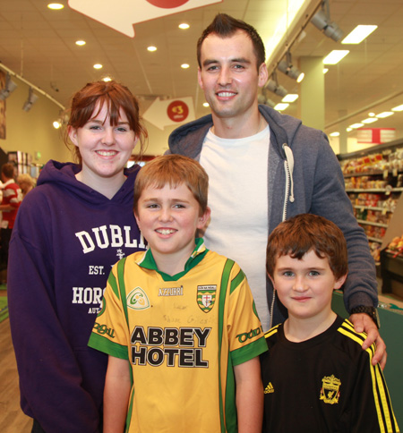 Some shots from the Supervalu bag pack and Karl Lacey's visit to Supervalu Bundoran.