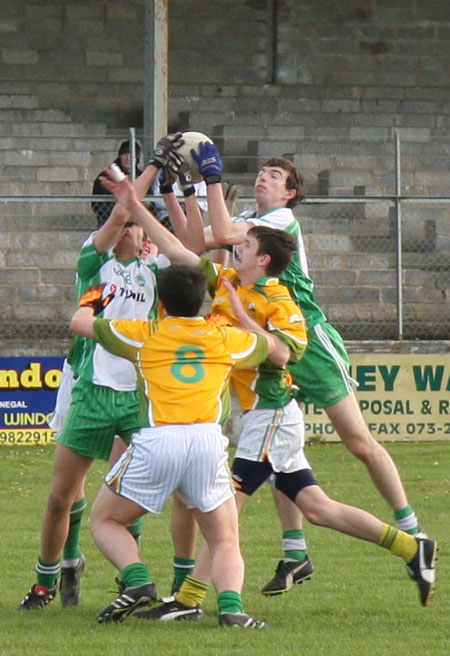 Action from the Aodh Ruadh v Naomh Columba minor game.