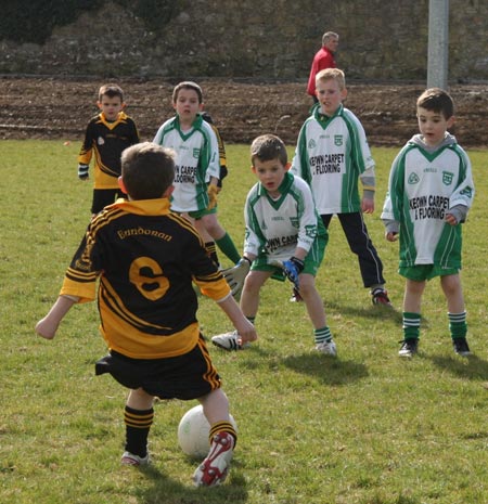 Action from the Aodh Ruadh v Bundoran under 8 blitz.