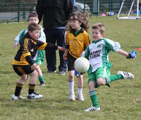 Action from the Aodh Ruadh v Bundoran under 8 blitz.