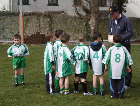 Action from the Aodh Ruadh v Bundoran under 8 blitz.